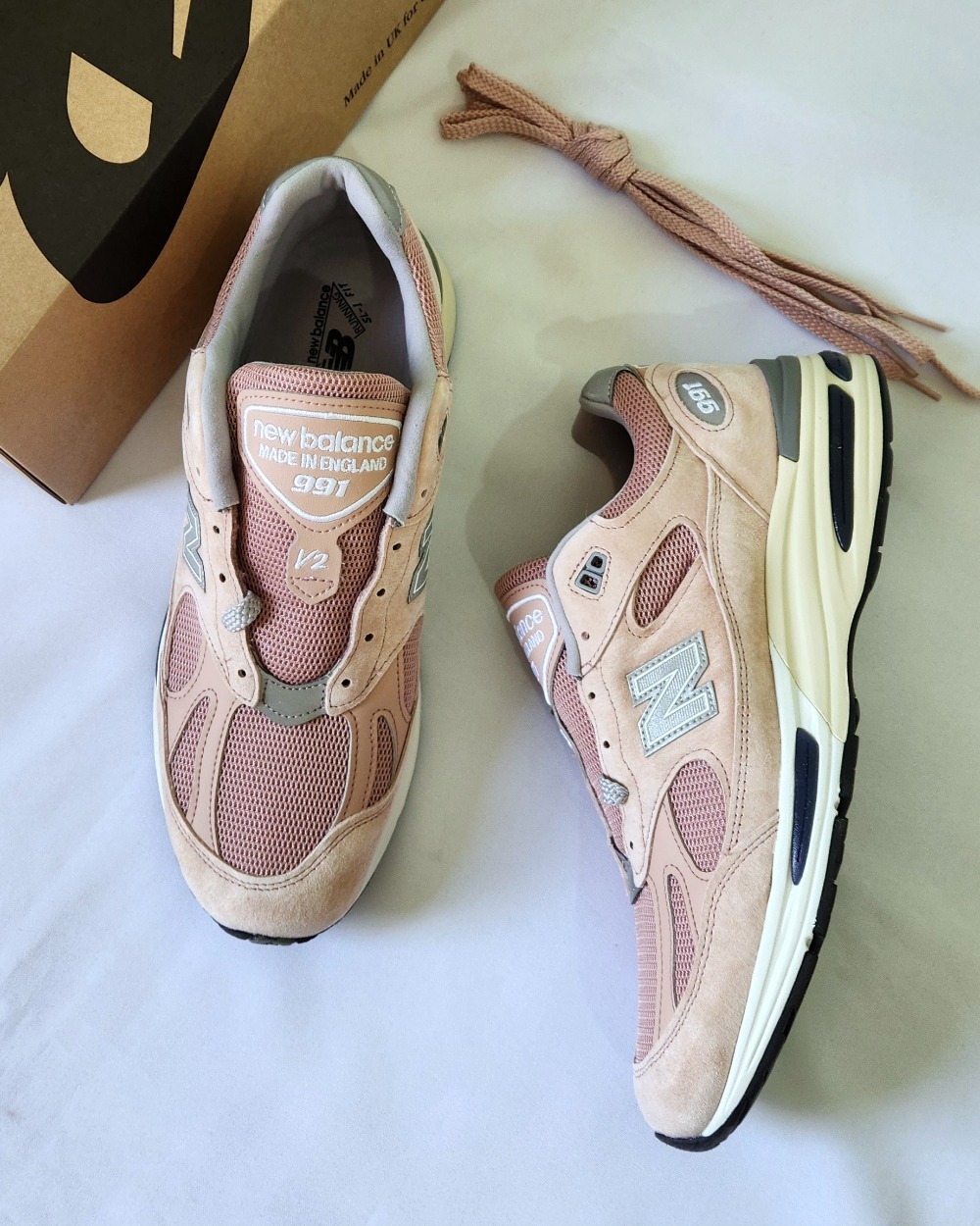 New Balance 991 Mahogany Rose