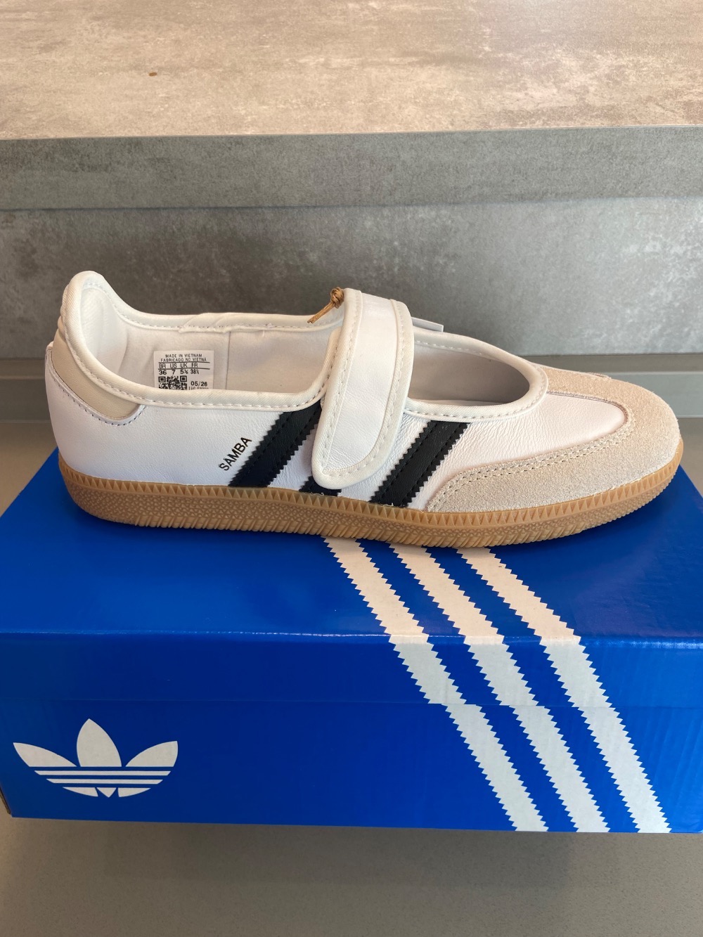 adidas Samba Jane White Black Gum