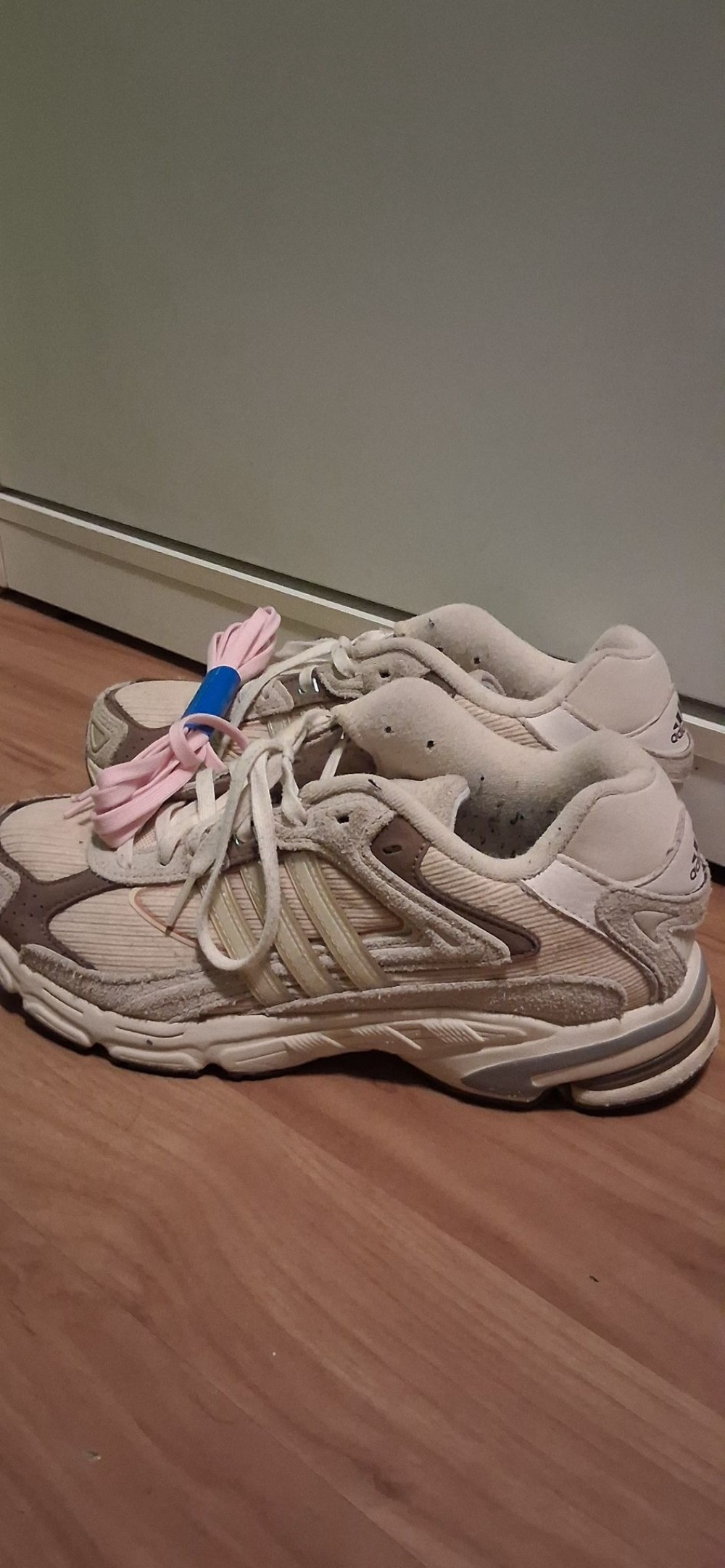 adidas Response CL Sand Strata