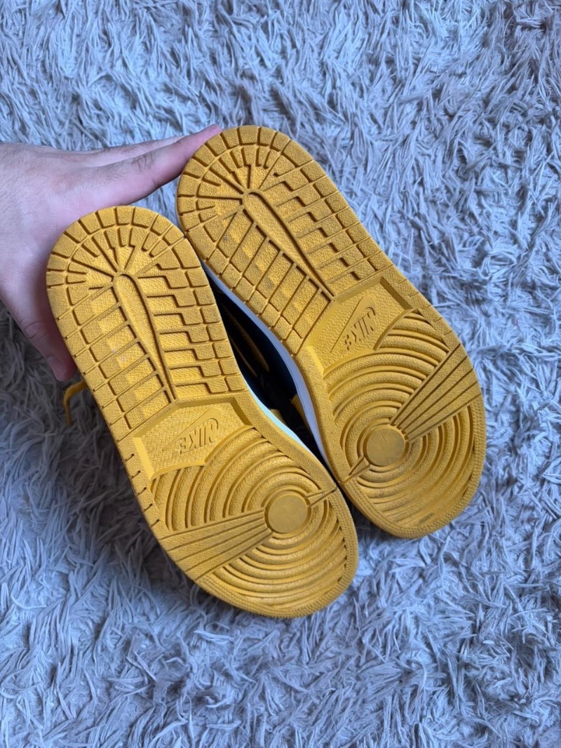 Foto 4 de Air Jordan 1 High Pollen — 42, Usado
