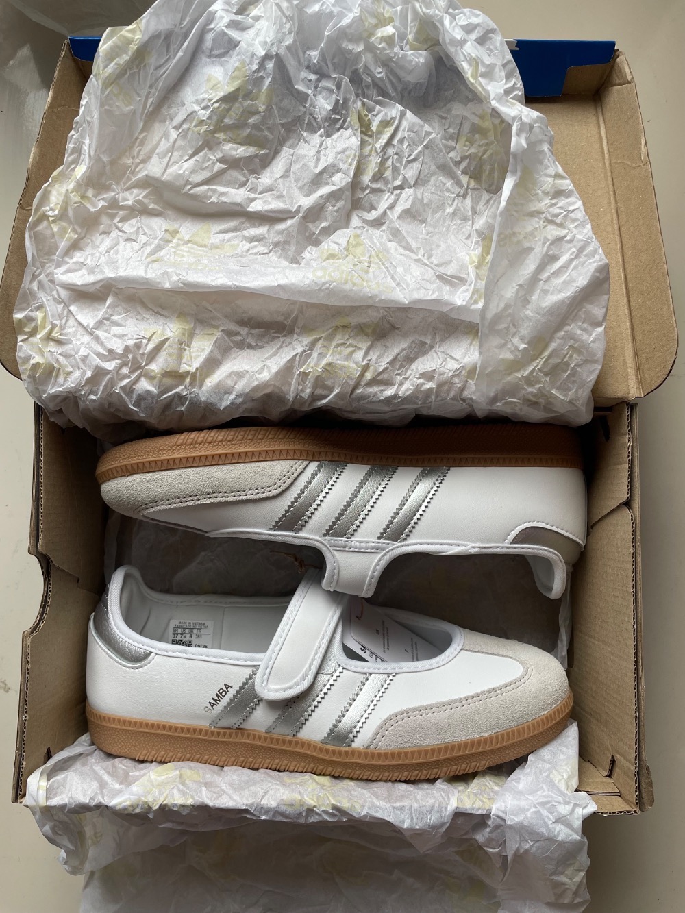 adidas Samba Jane Cloud White Silver Metallic Gum — 36, Novo