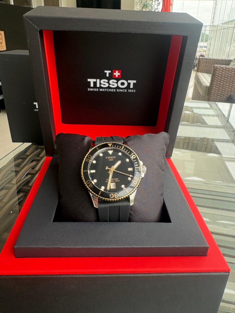 Relógio Tissot Seastar 1000 Sivler Black Gold
