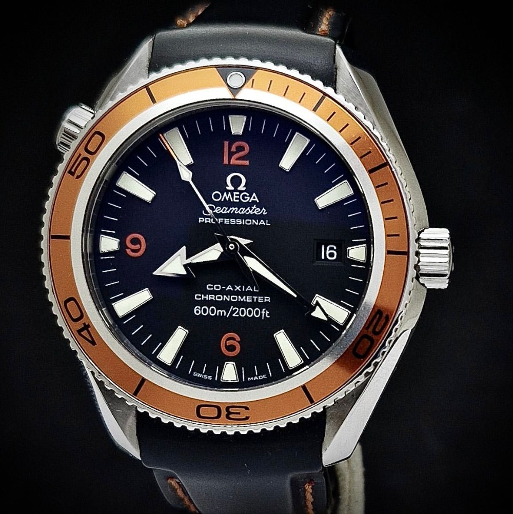 Relógio Omega Seamaster Planet Ocean 600M Co-Axial Black 42mm