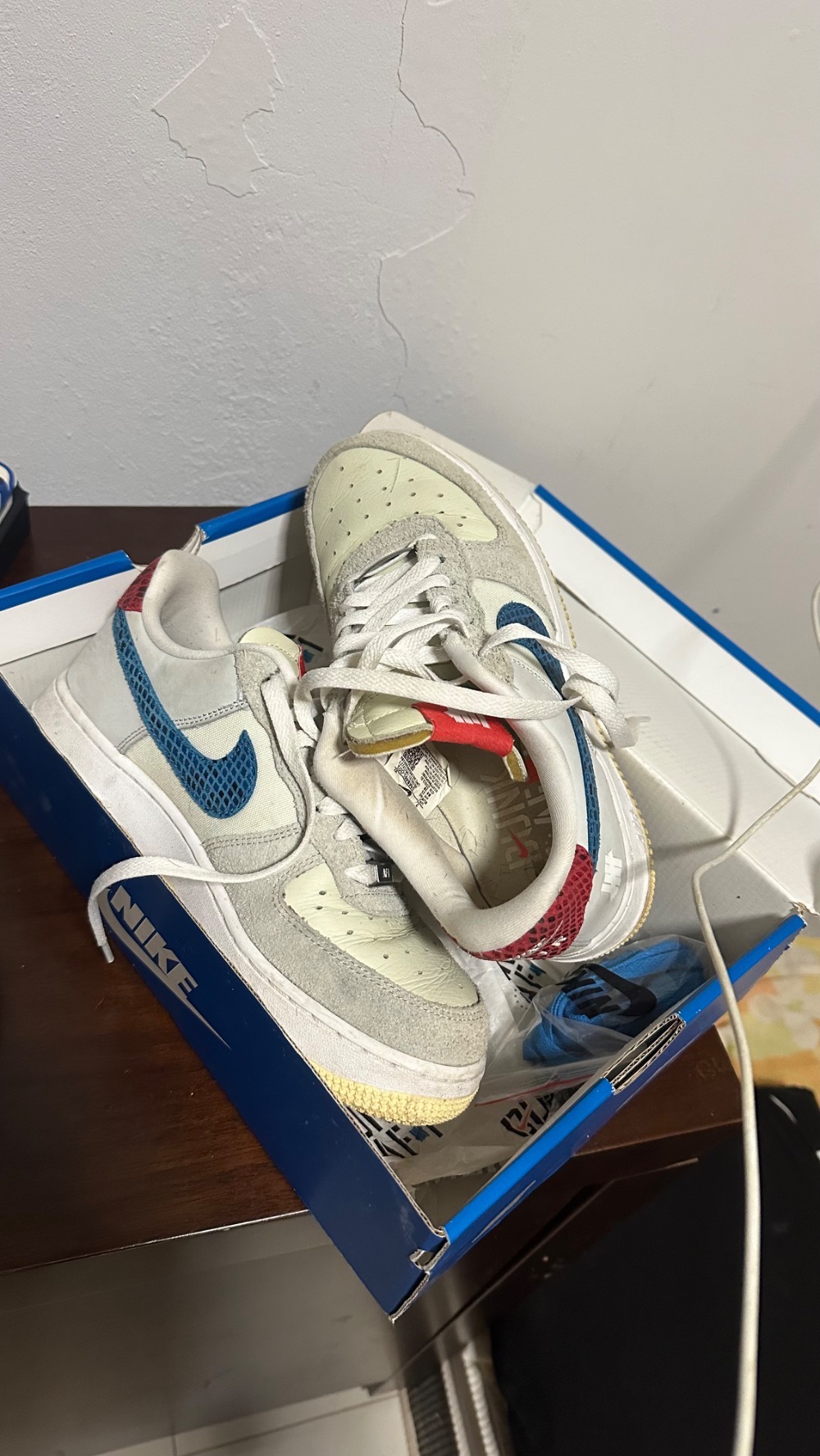 Undefeated x Nike Air Force 1 Low 5 On It — 38, Usado