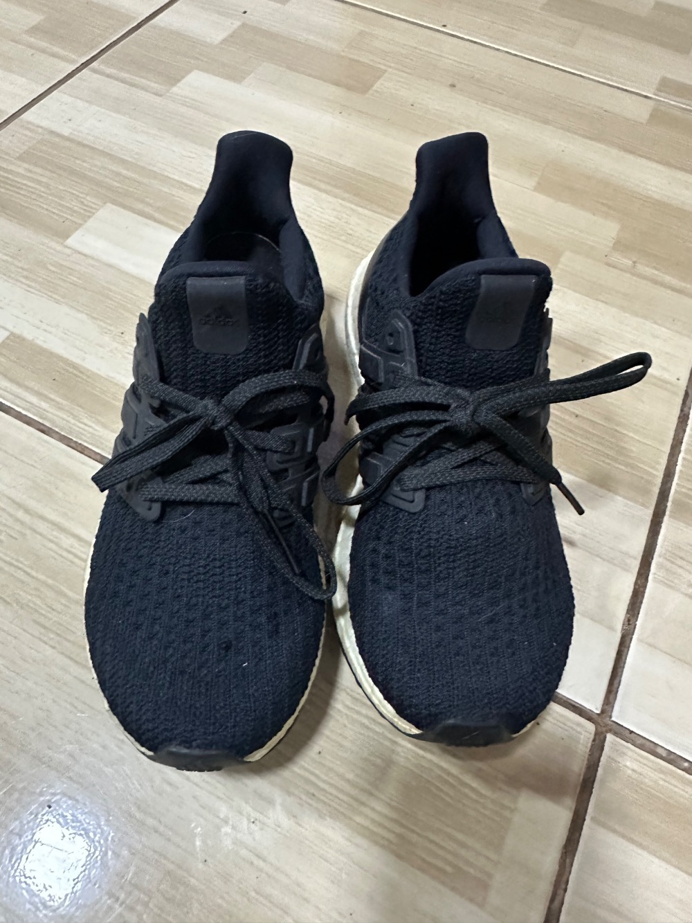 adidas Ultraboost 1.0 Core Black Beam Green — 35, Usado