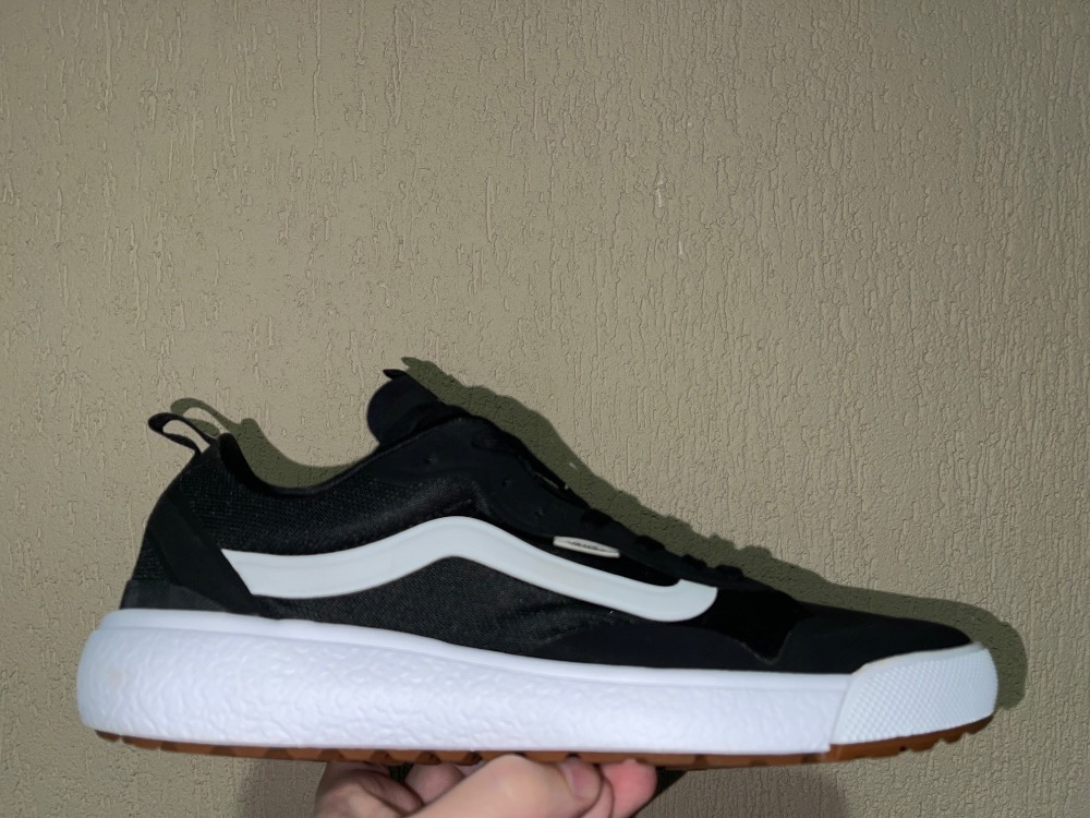 Vans Ultrarange Exo Black