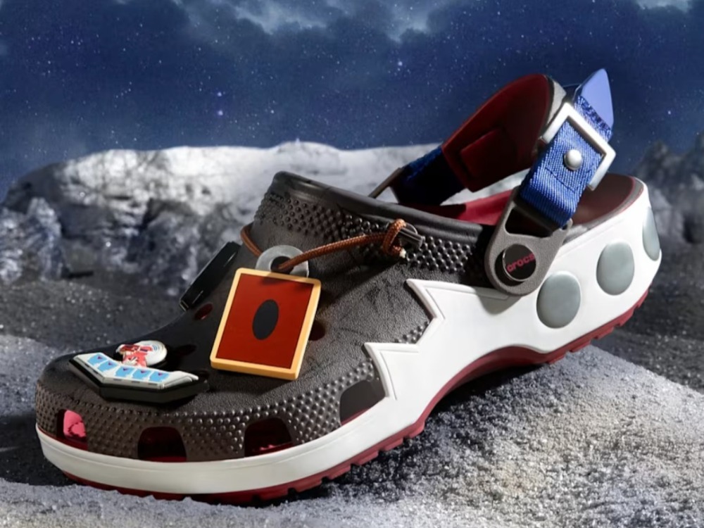 Yu-Gi-Oh! x Crocs Classic Clog Seto Kaiba Brown White