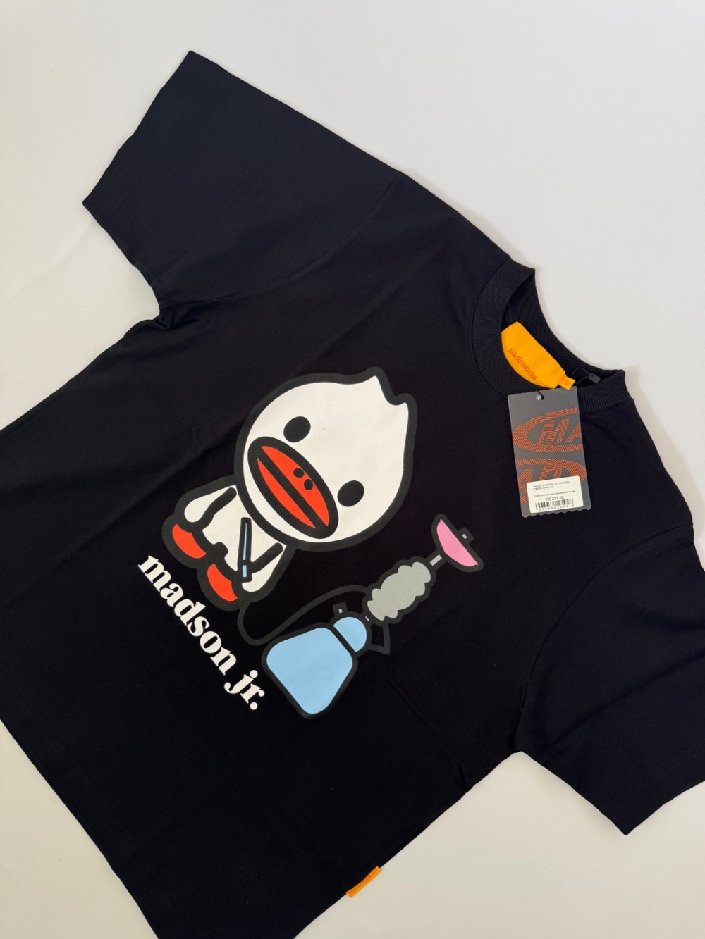CAMISETA MAD ENLATADOS MADSON JR PRETA
