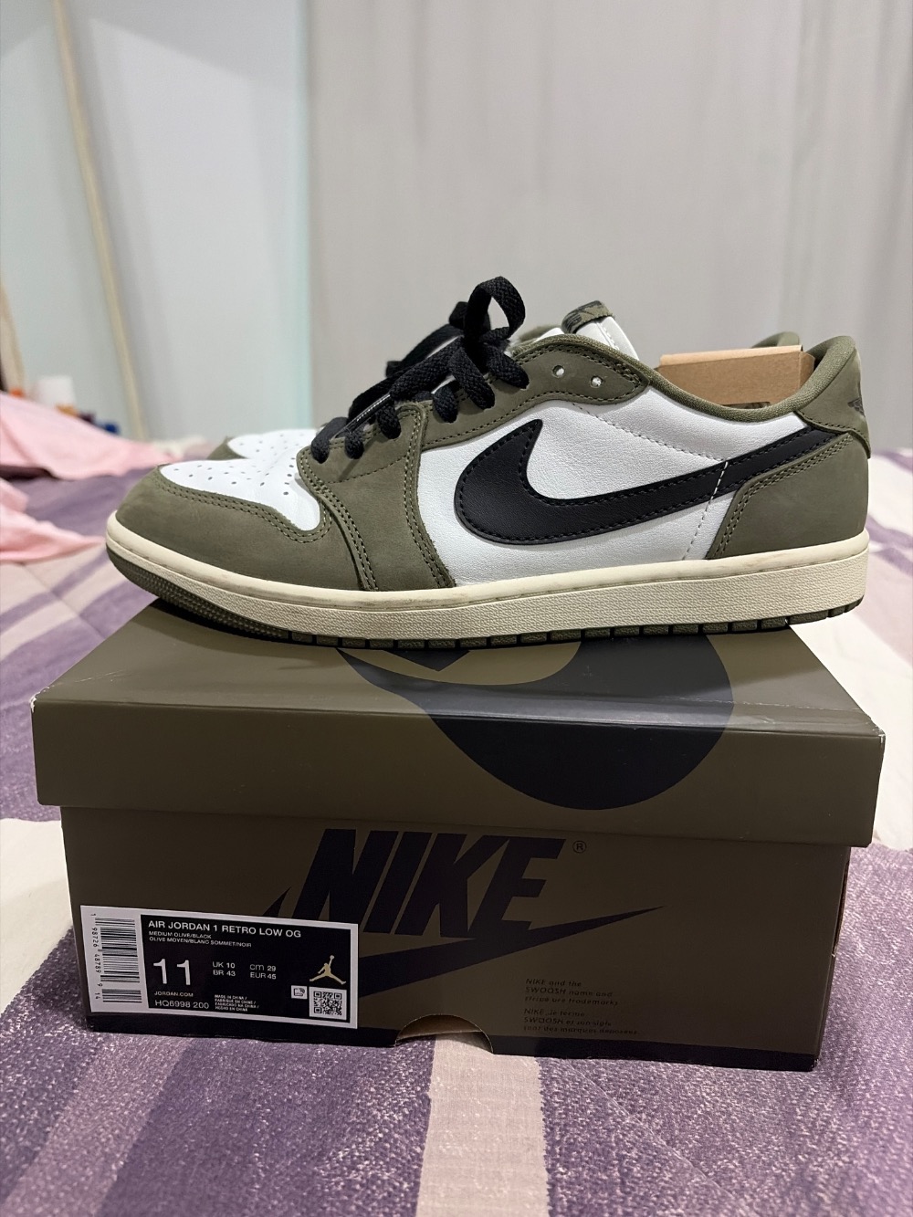 Air Jordan 1 Low OG Medium Olive — 43, Usado