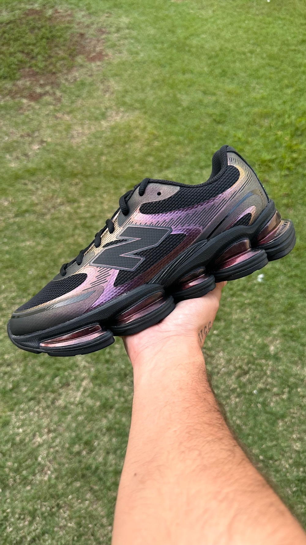New Balance Abzorb 2000 Black Iridescent