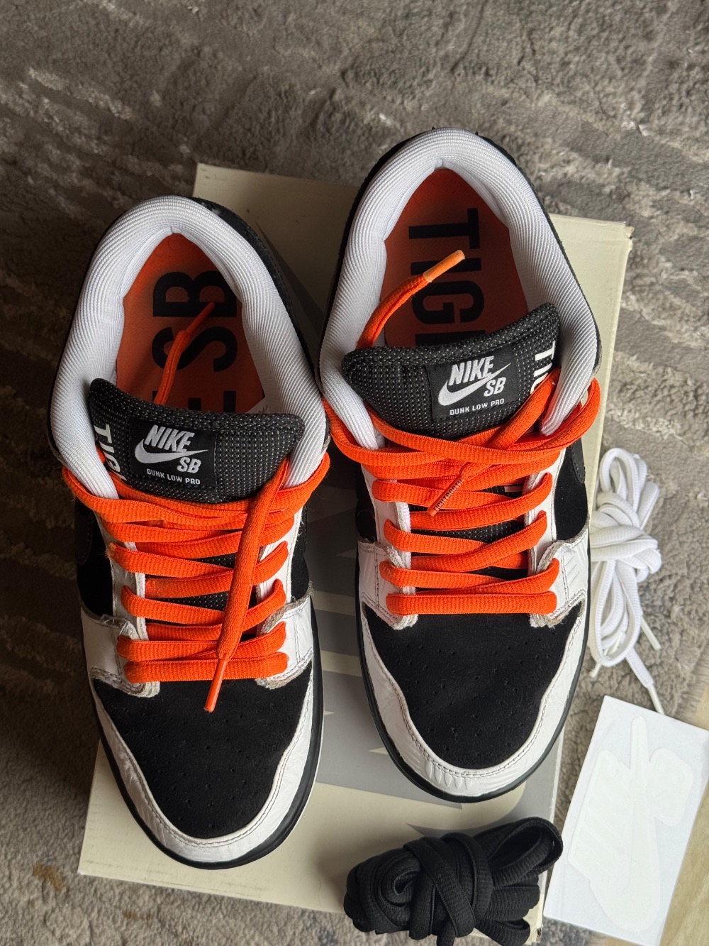 TIGHTBOOTH x Nike SB Dunk Low Pro Black White — 40.5, Usado