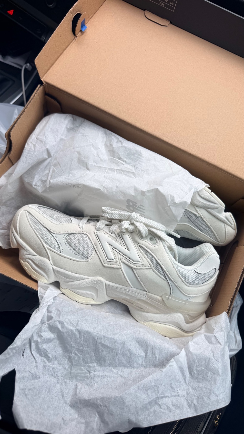 New Balance 9060 Angora Sea Salt — 36, Novo