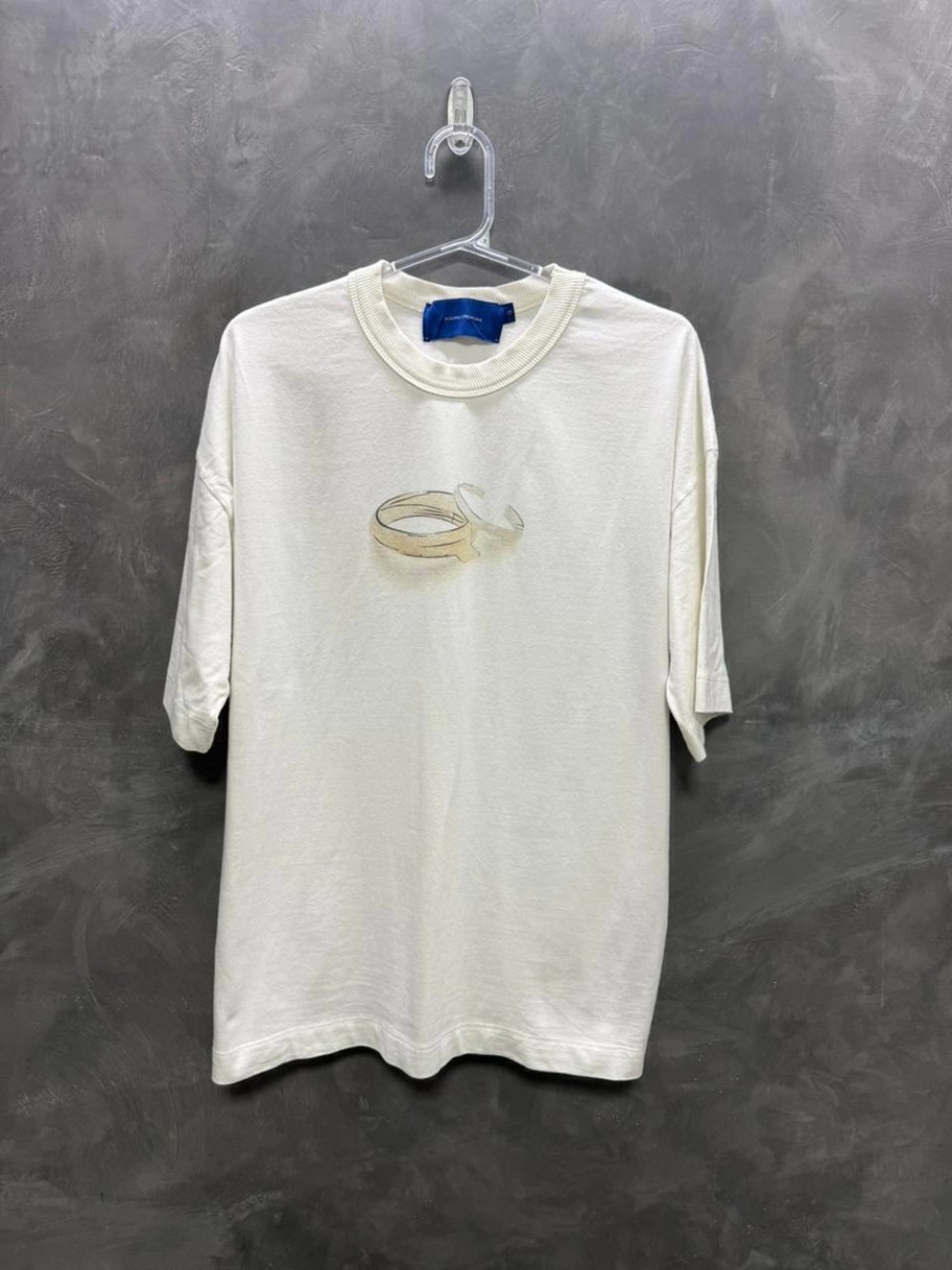 Camiseta Quadro Creations Anéis Boxy Off-white