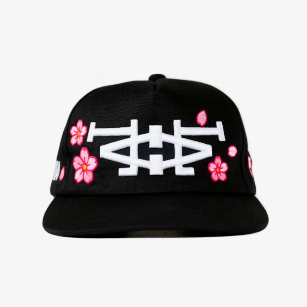 Boné oMA Studios LA LA Cherry Blossom Black — Único, Novo