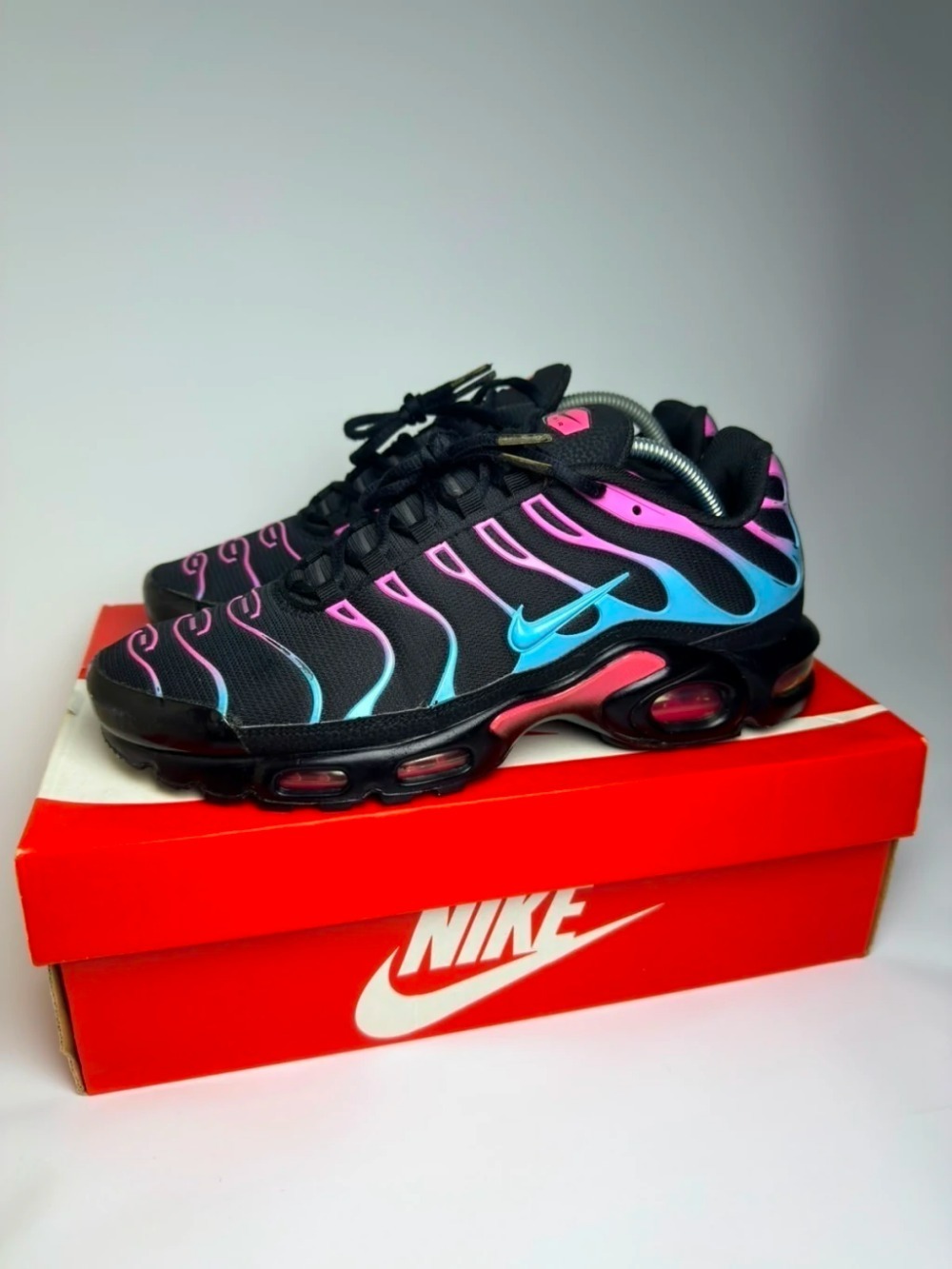 Nike Air Max Plus Miami Vice