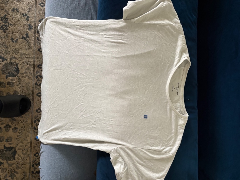 Camiseta Givenchy Paris Logo Distressed White — G, Usado