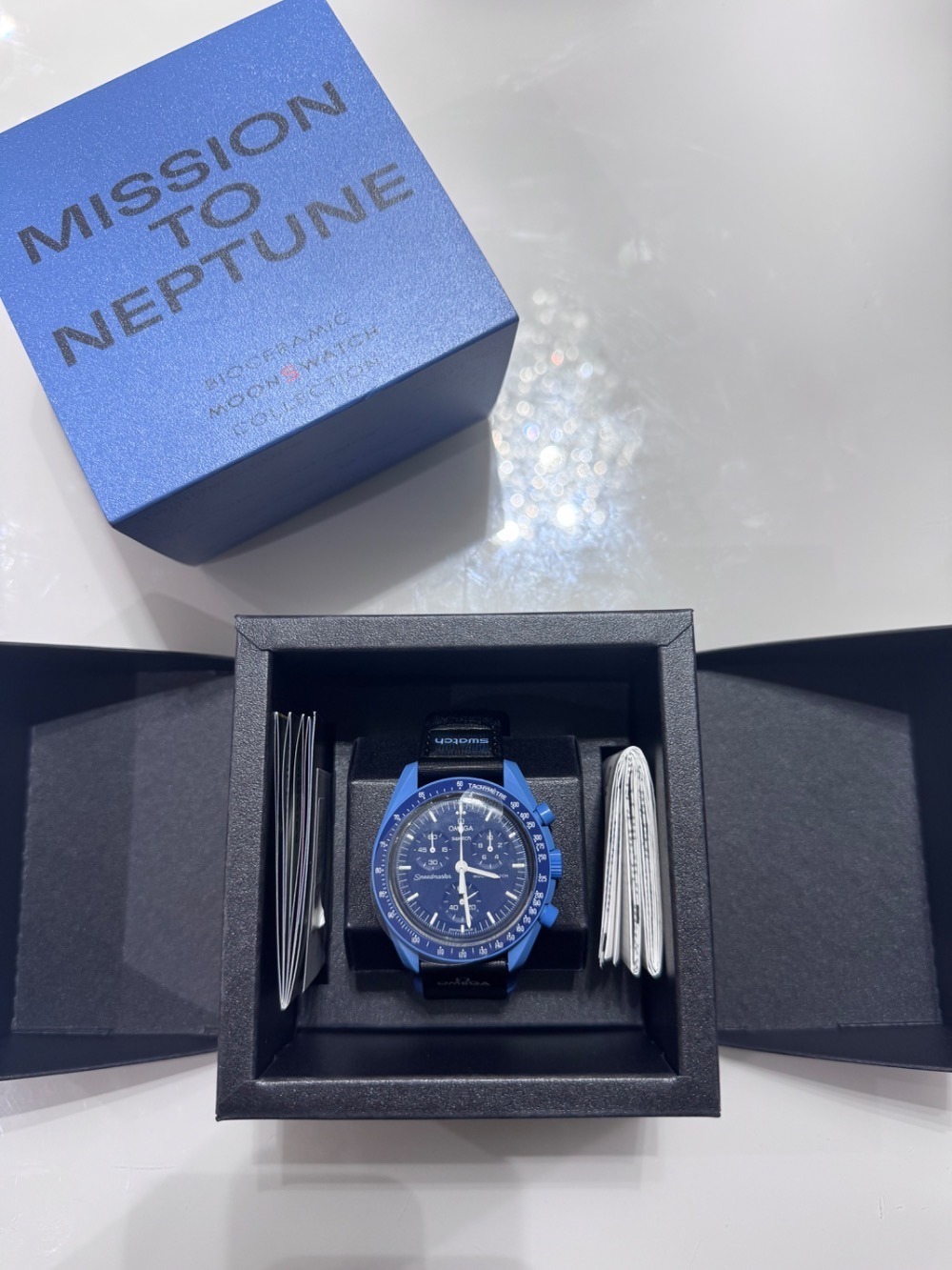 Swatch x Omega Relógio Bioceramic Moonswatch Mission to Neptune
