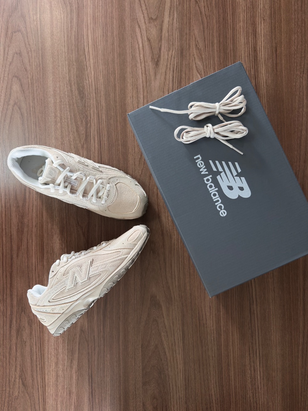 New Balance 204L Timberwolf