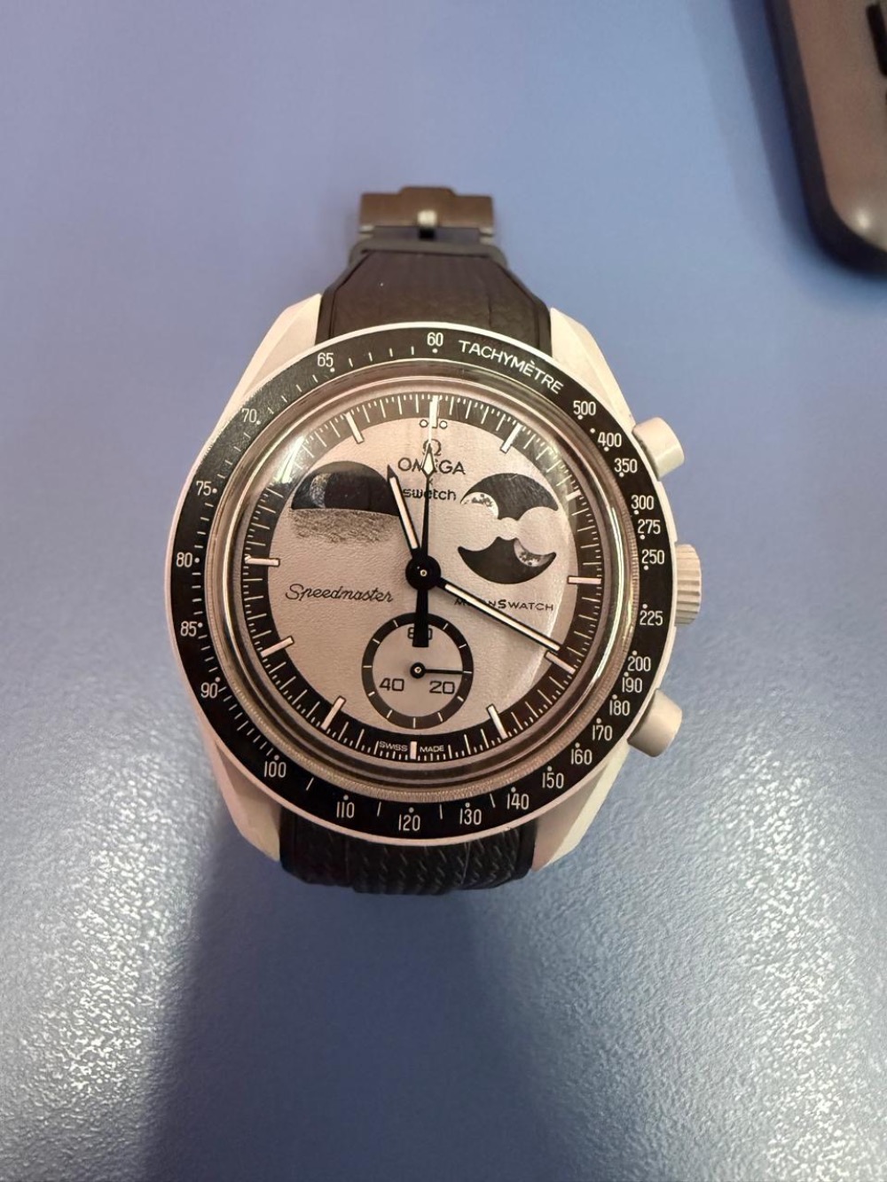 Swatch x Omega Relógio Bioceramic Mission To Earthphase