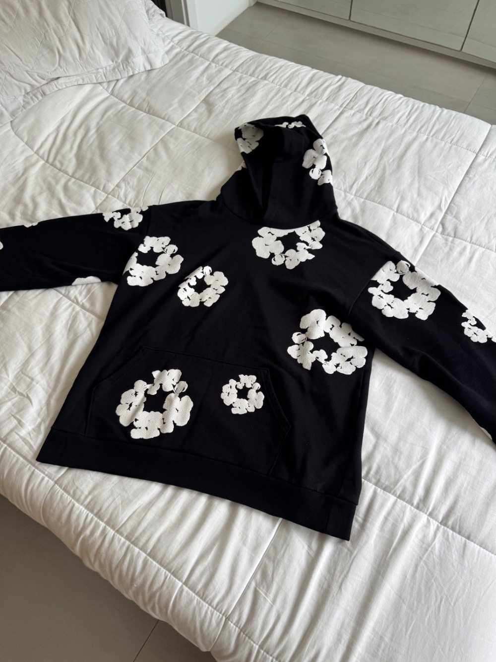 Moletom Denim Tears The Cotton Wreath Black — M / XG, Usado