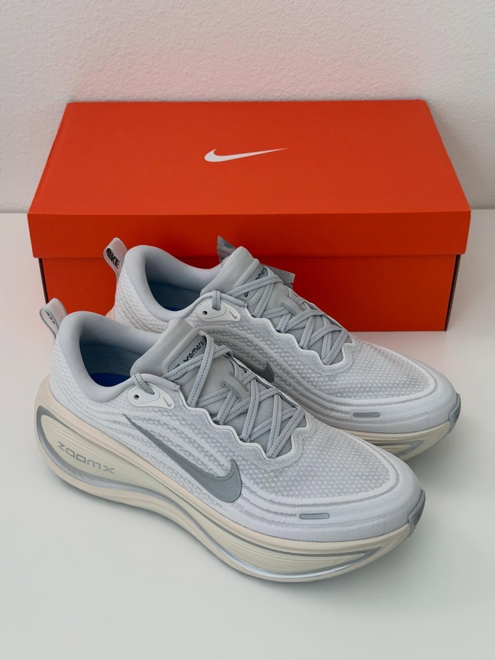 Nike Vomero Plus Vast Grey Metallic Silver