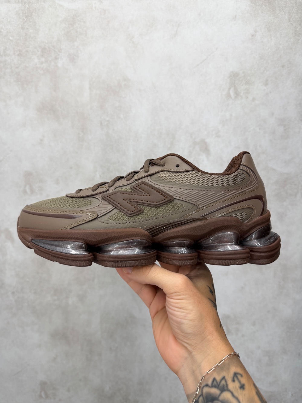New Balance 2000 Thunder Brown