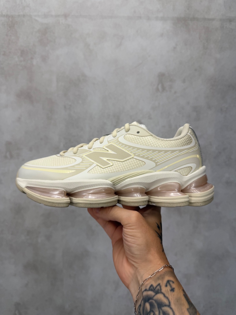New Balance 2000 Abzorb Linen Sea Salt Timberwolf