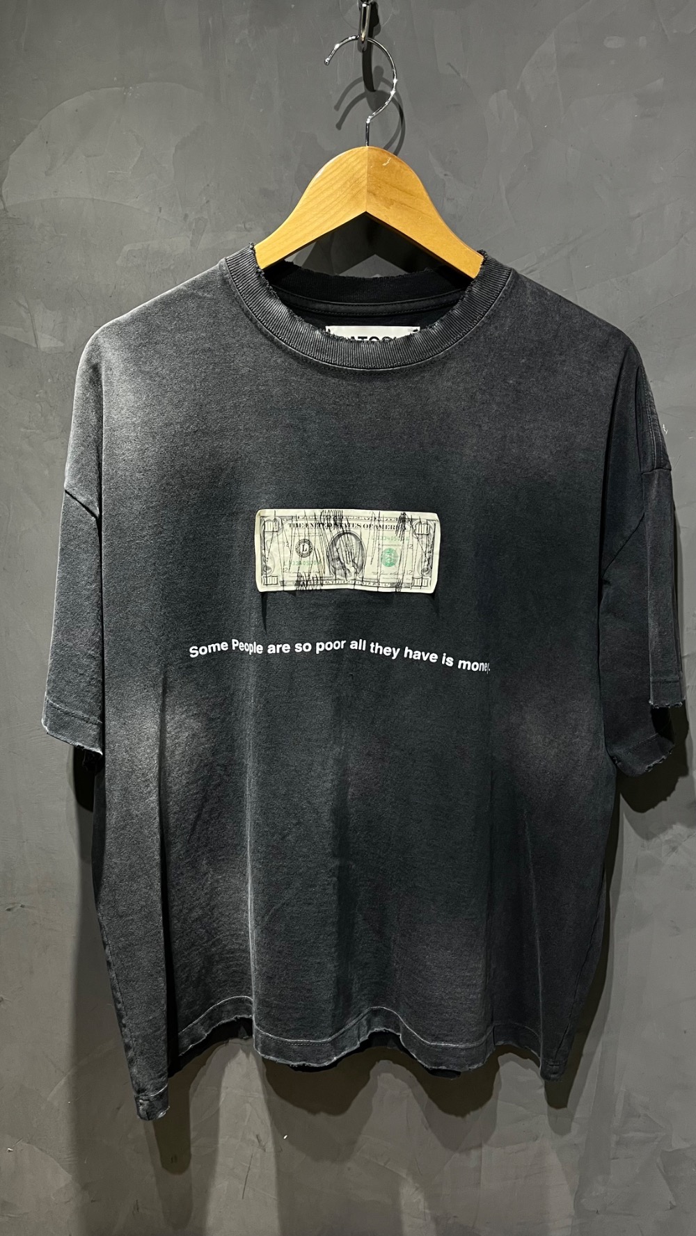 Camiseta Cup Half Full Satoshi Nakamoto