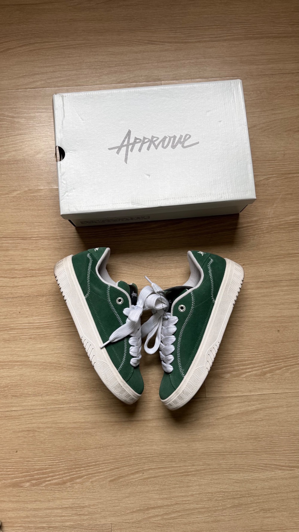 Approve Velvet One Green