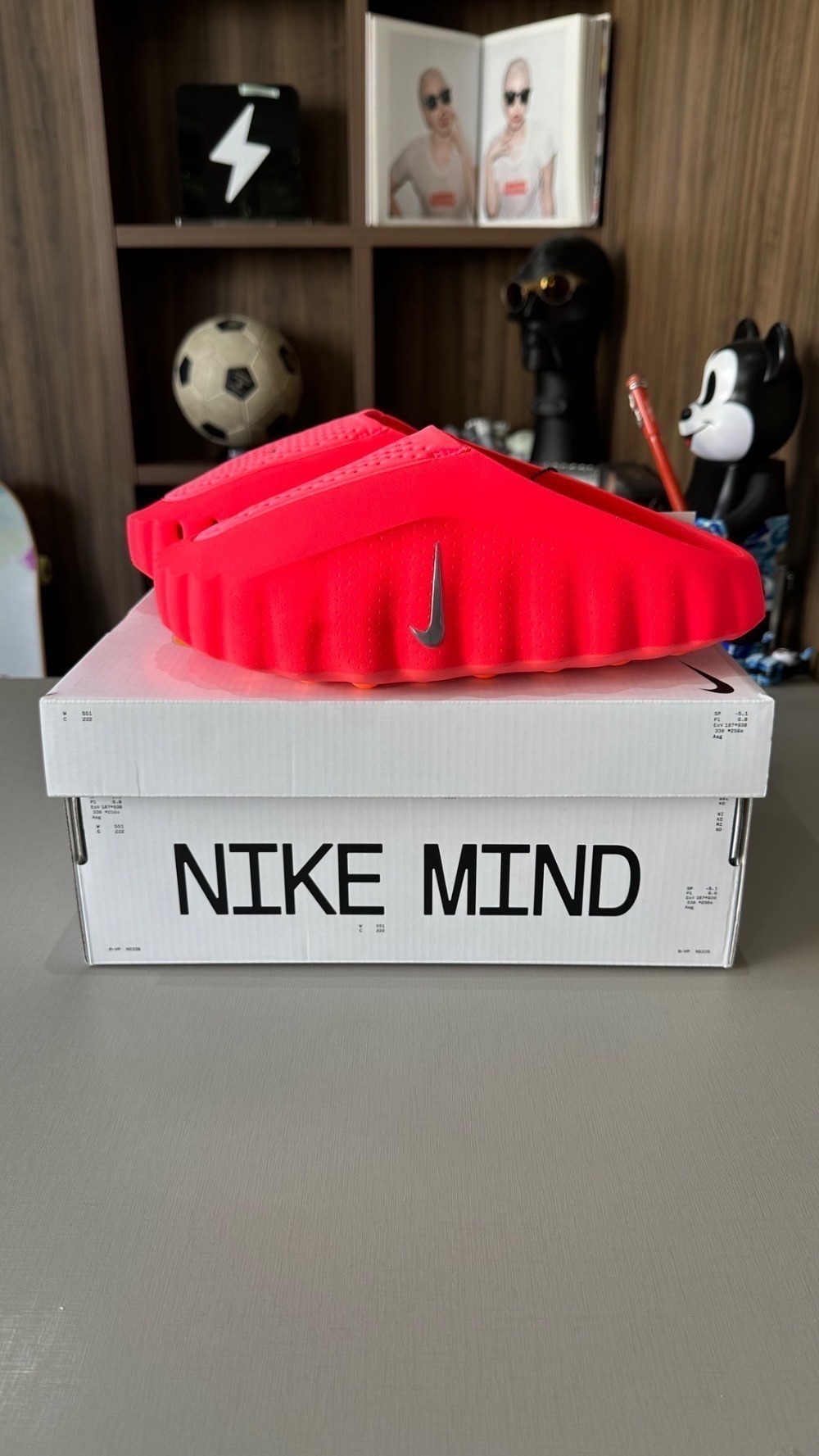 Nike Mind 001 Slide Solar Red — 39, Novo