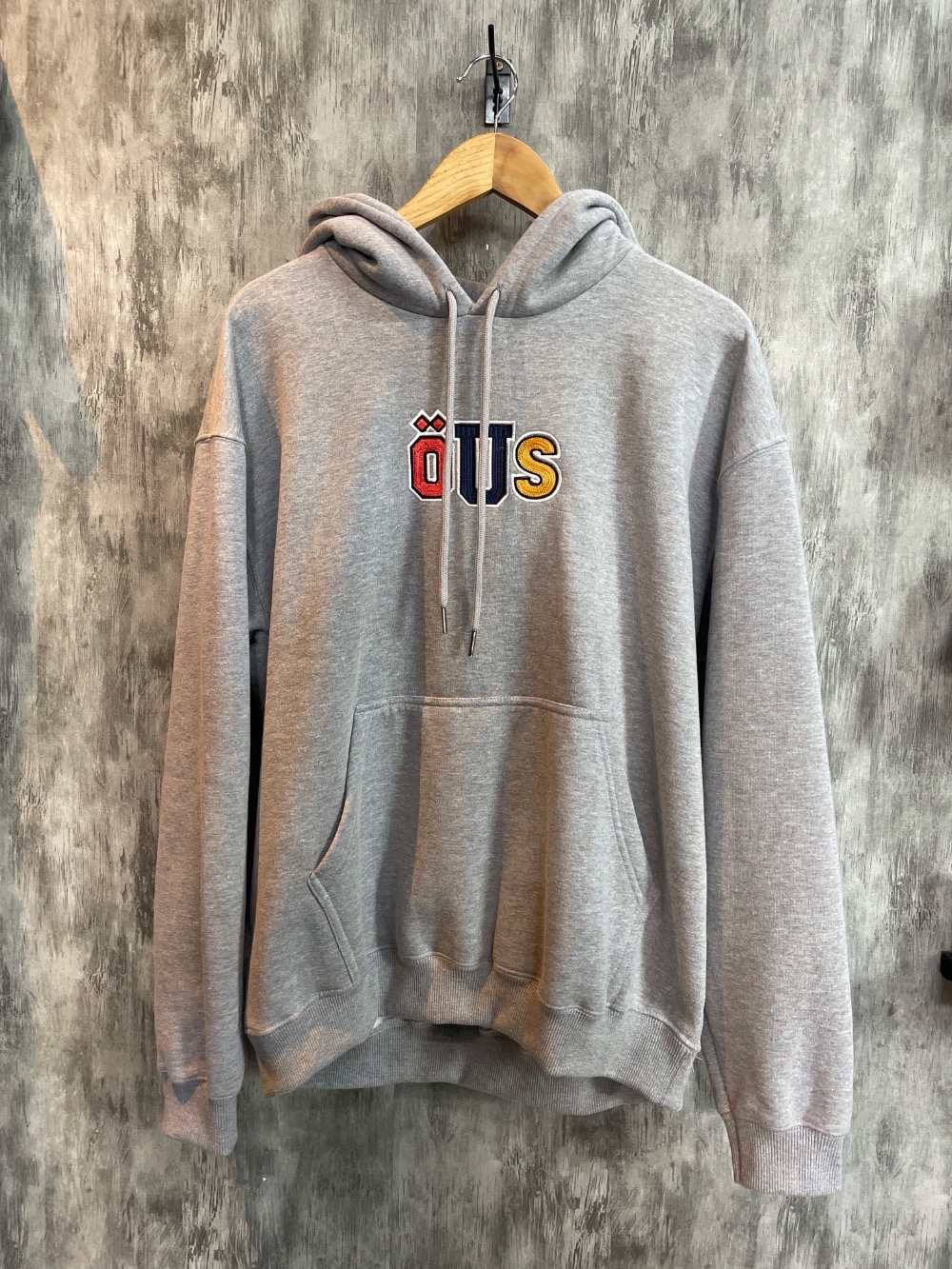 Moletom ÖUS multi letras