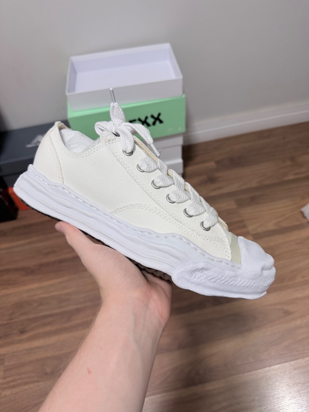 Maison Mihara Yasuhiro Hank OG Sole Canvas Low White