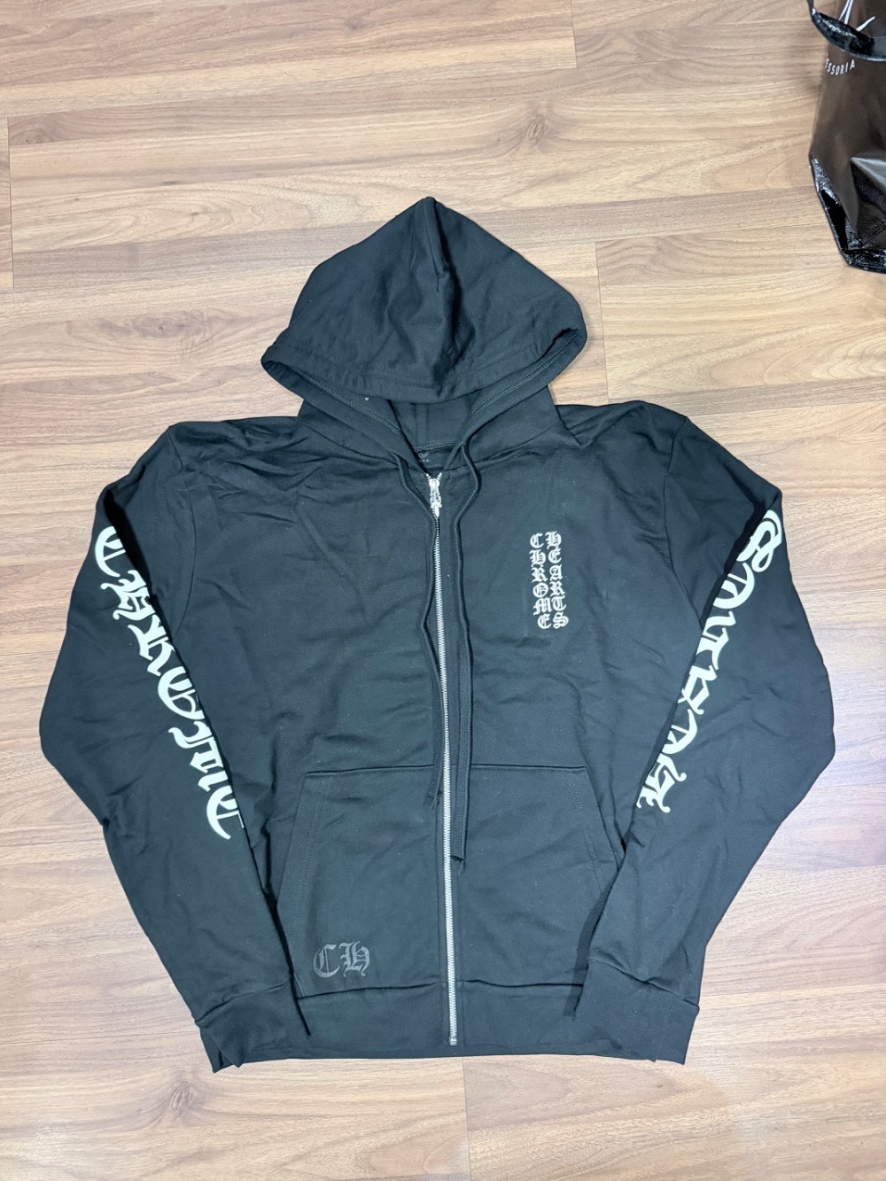 Moletom Chrome Hearts Vertical Logo Zip Up Hoodie Black White