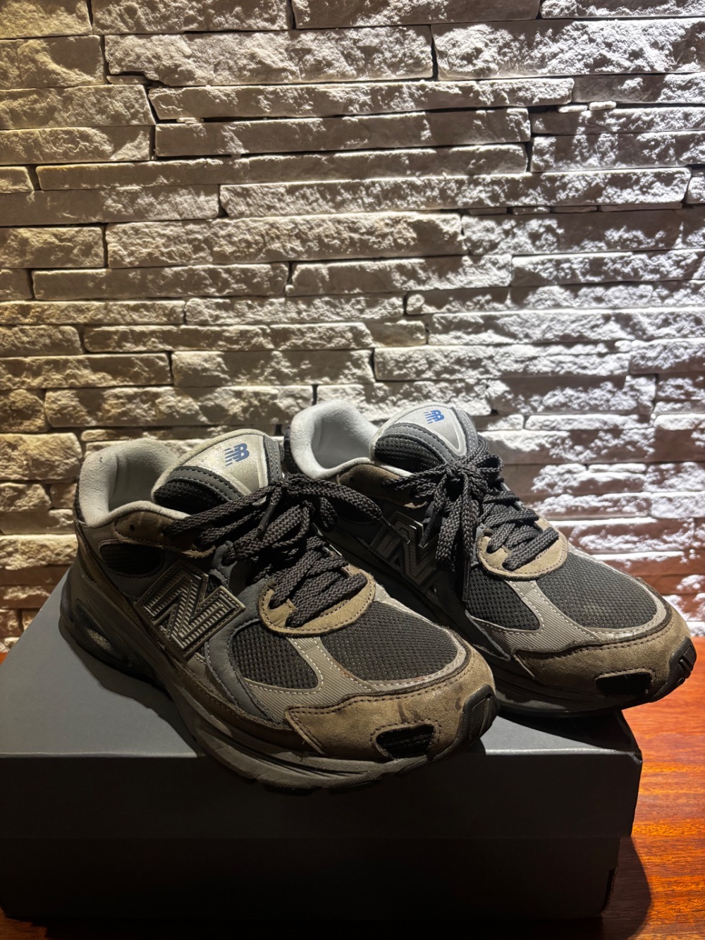 New Balance 2010 Tornado Faded Black Dark Silver Metallic