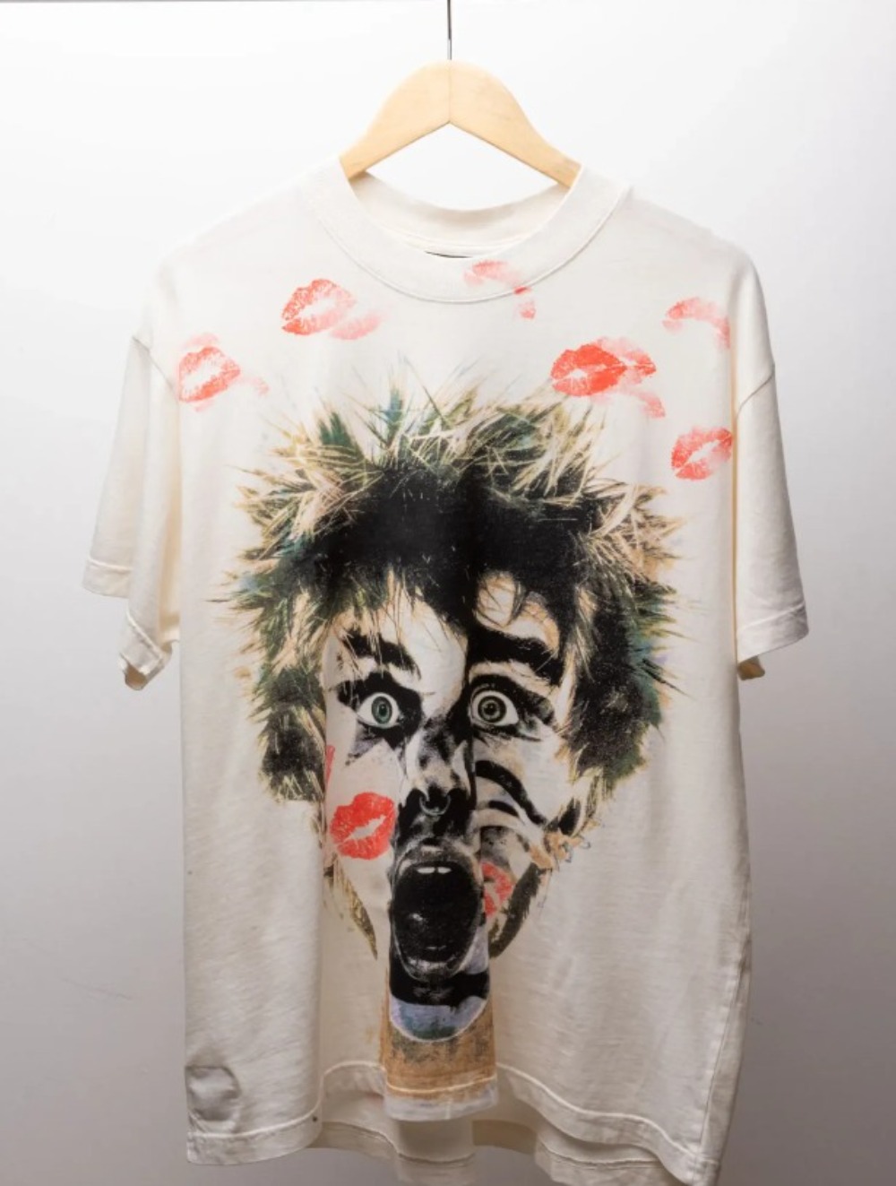 Camiseta Hellstar French Kiss White