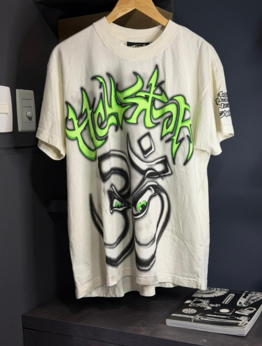 Camiseta Hellstar Reach Your Inner Peace Om White