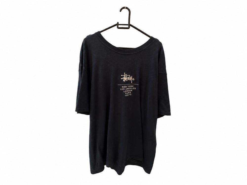 Camiseta Stussy World Locations Black — G, Usado