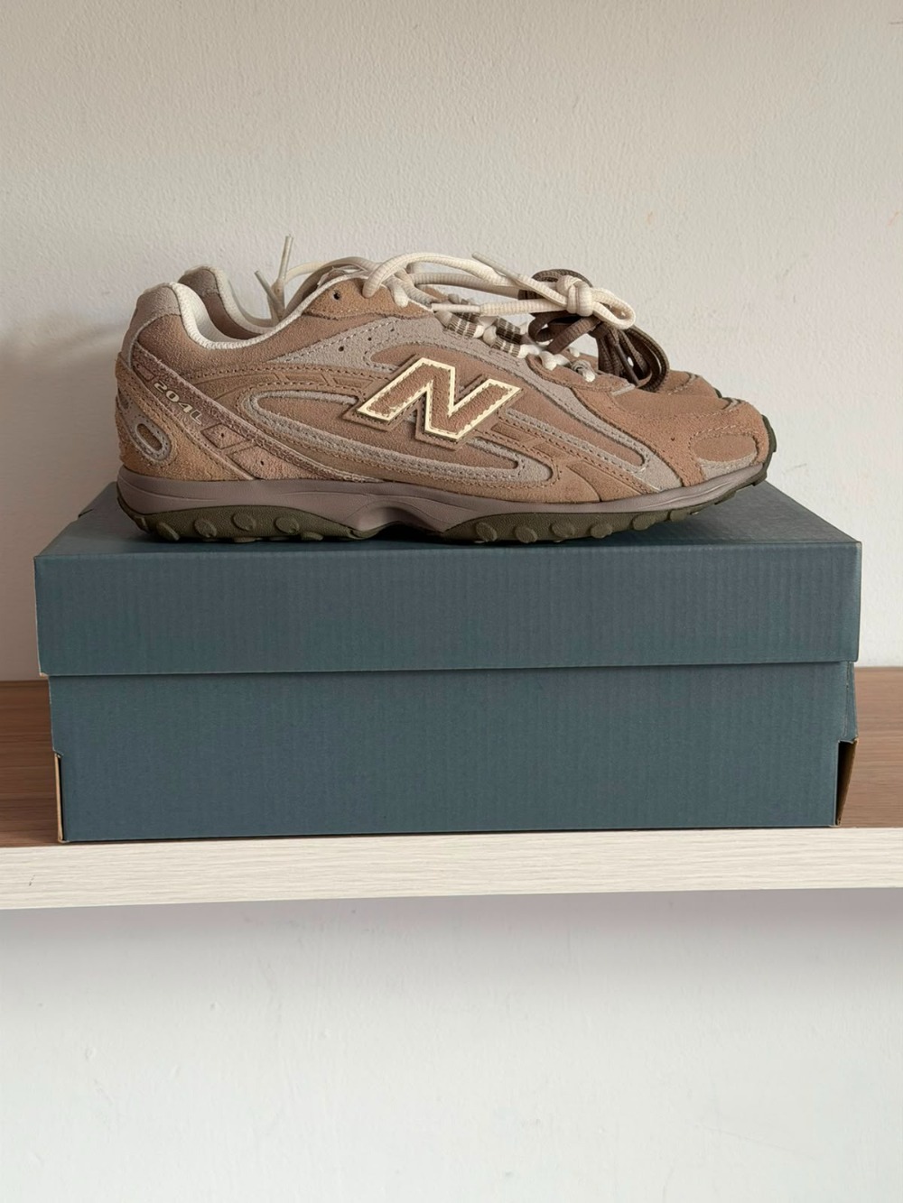 New Balance 204L Mushroom Arid Stone