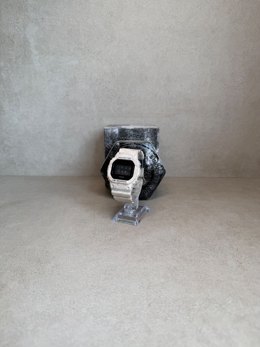 Casio G-Shock DW-5600WM-5DR