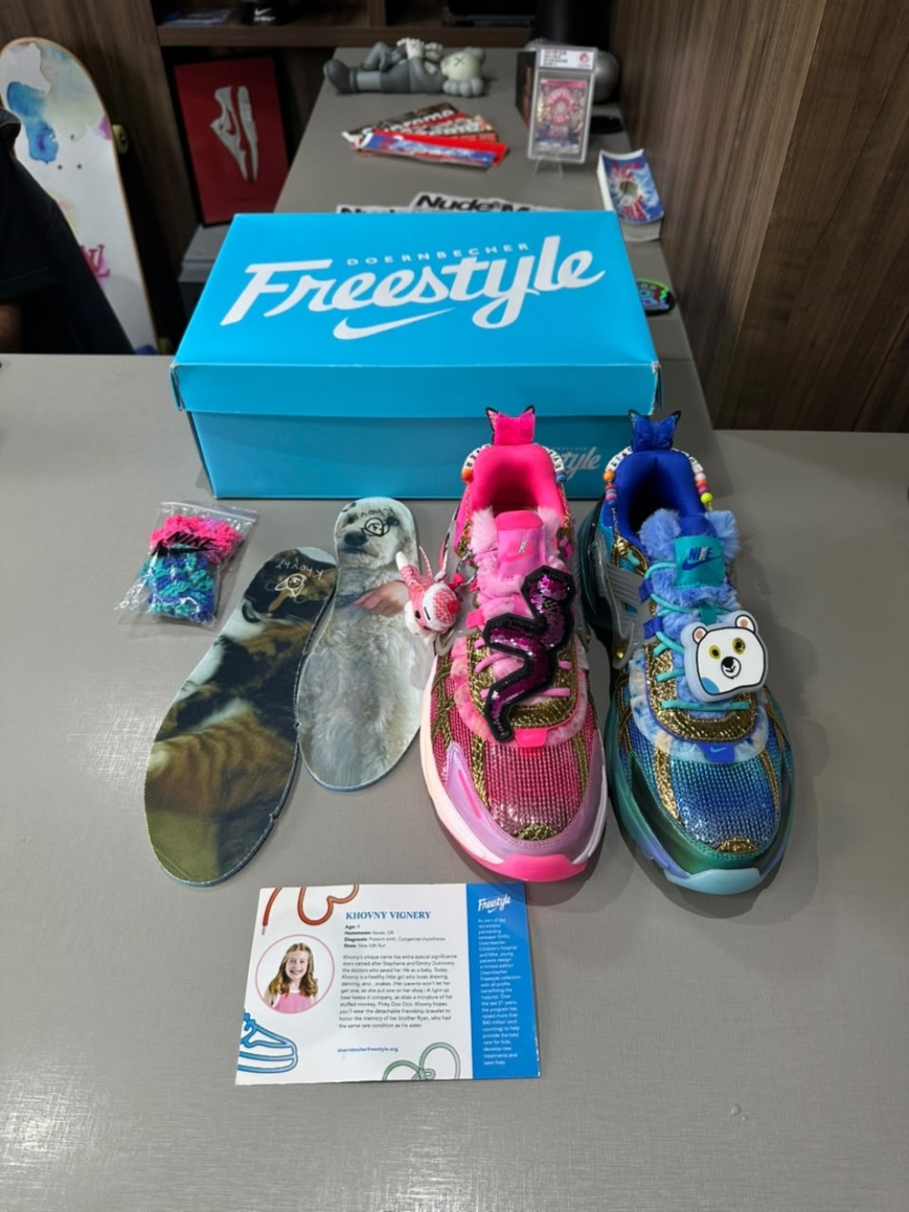 Doernbecher x Nike V2K Run Khovny Vignery — 34, Novo