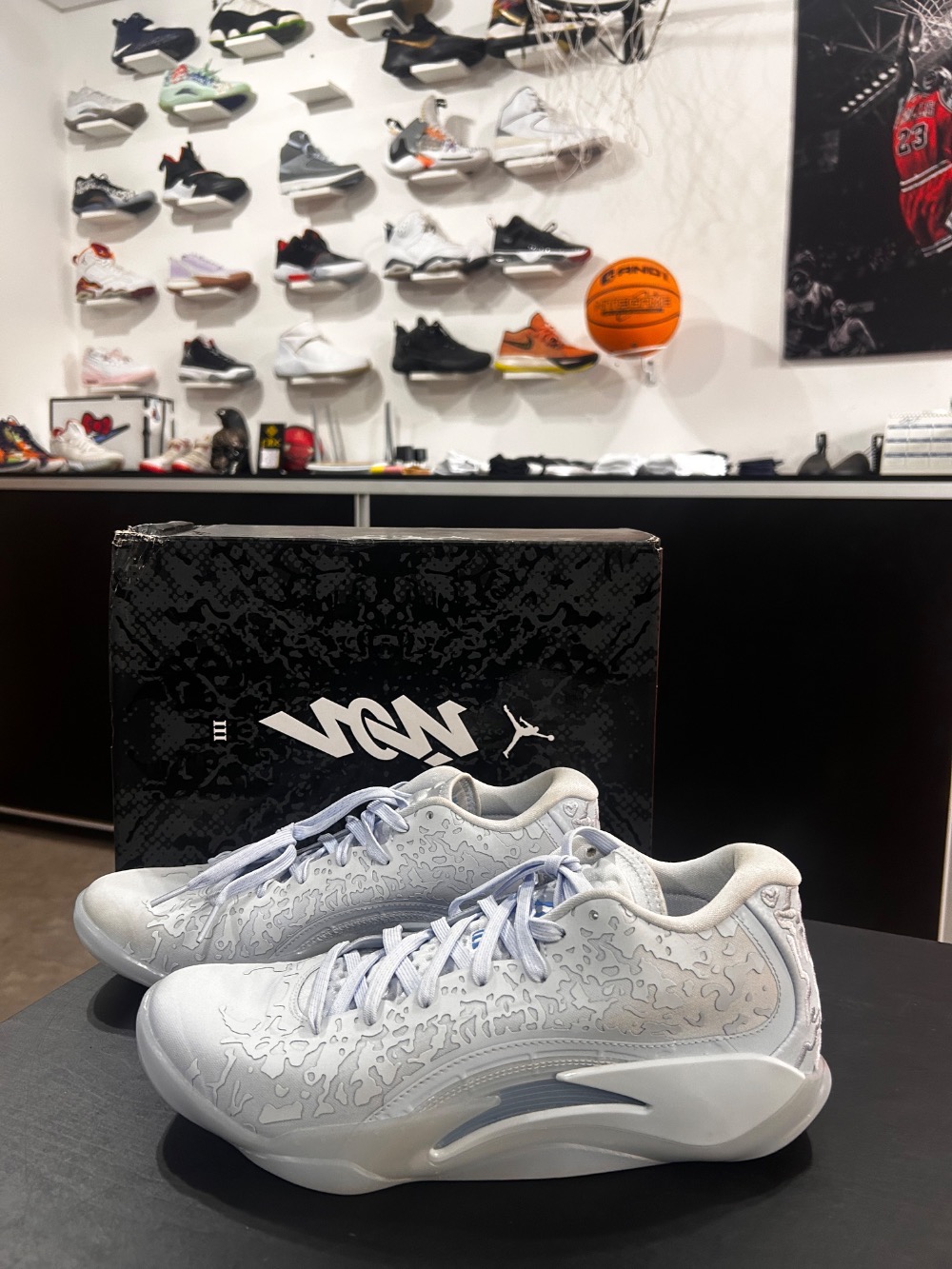 Air Jordan Zion 3 Half Blue University Blue White