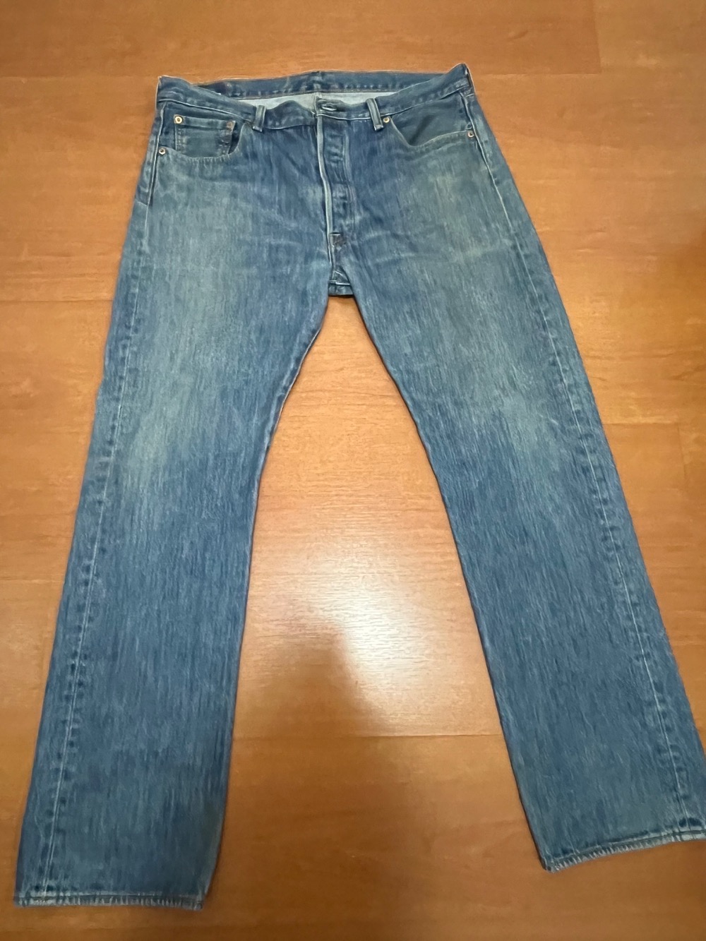 Levi's