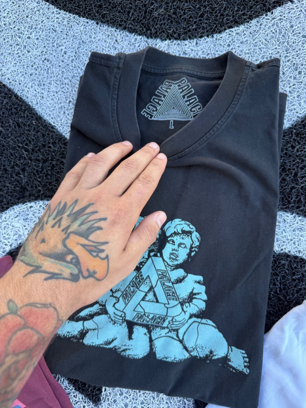 Palace skateboards chilsed tee black