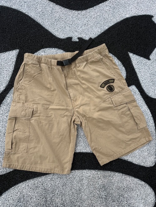 Bape Cargo shorts khaki