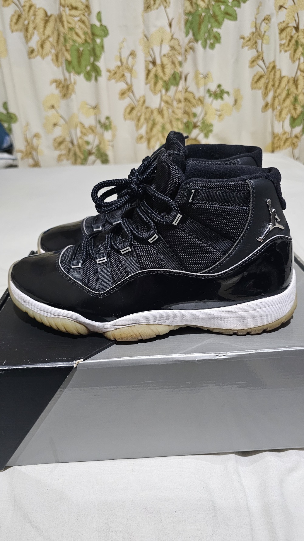 Air Jordan 11 Retro Jubilee