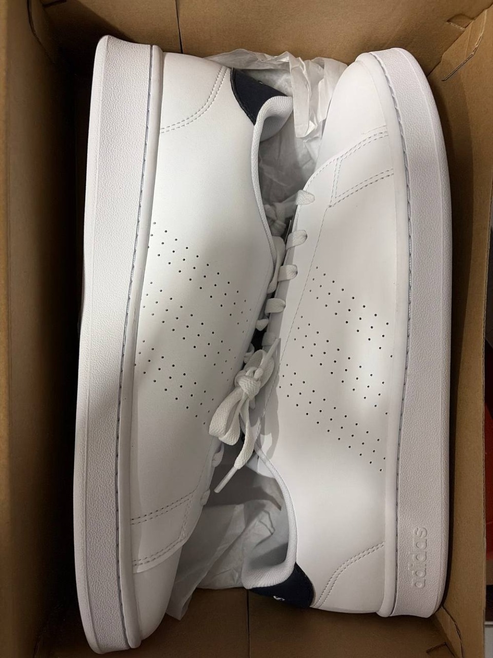 adidas Advantage Base 2.0 Cloud White Collegiate Green
