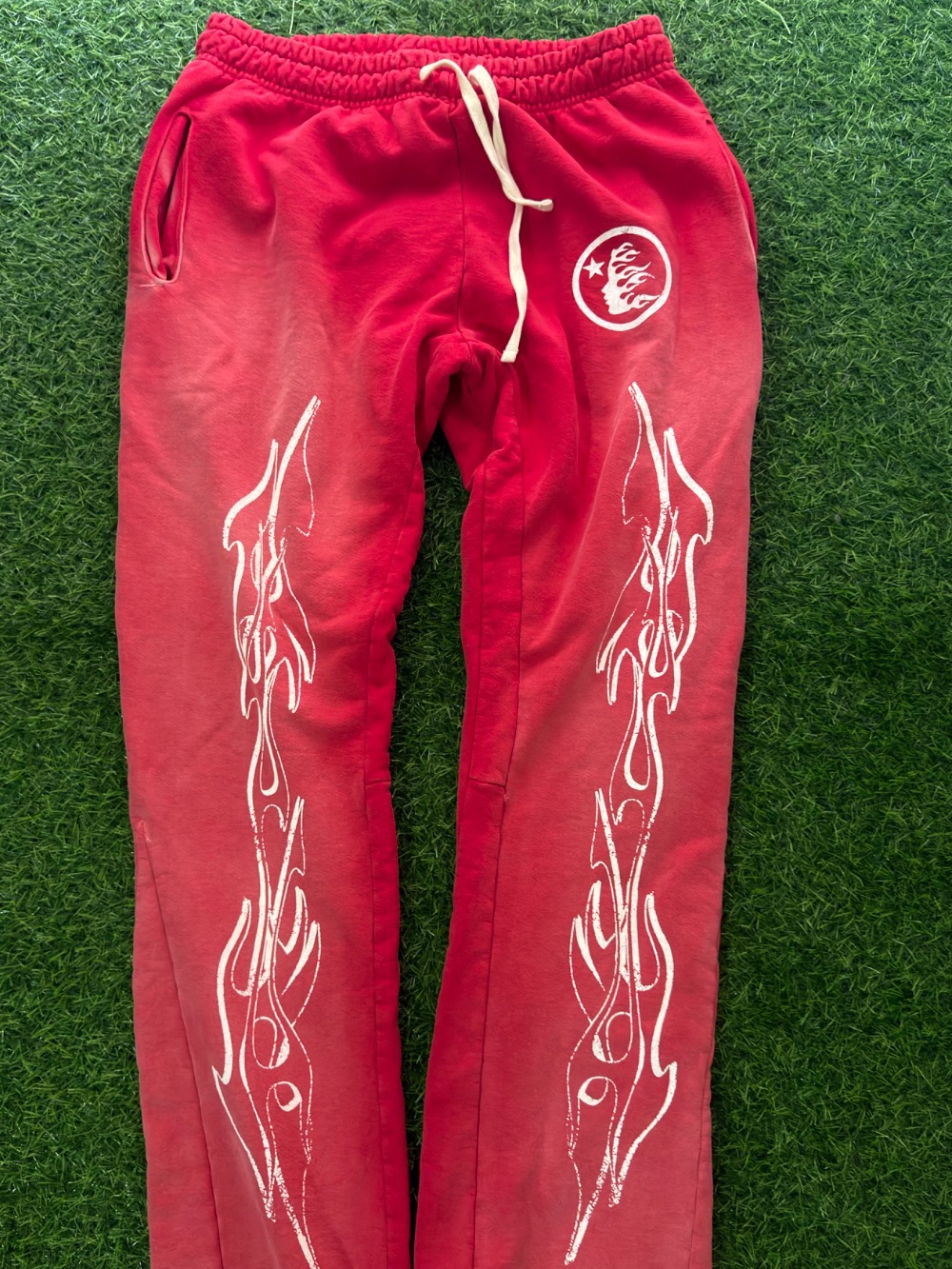 Calça Hellstar Sweatpant Red Flare