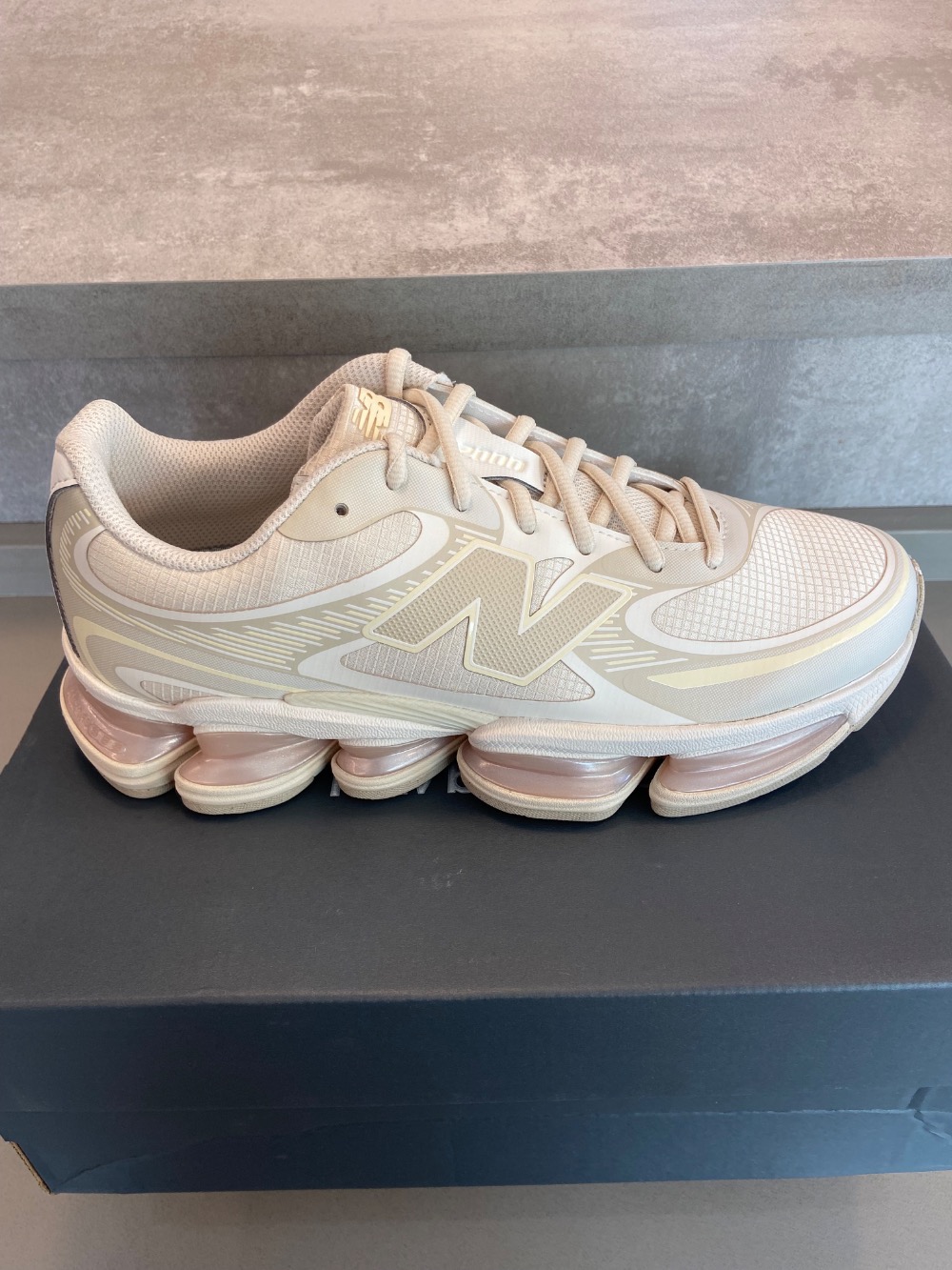 New Balance 2000 Abzorb Linen Sea Salt Timberwolf