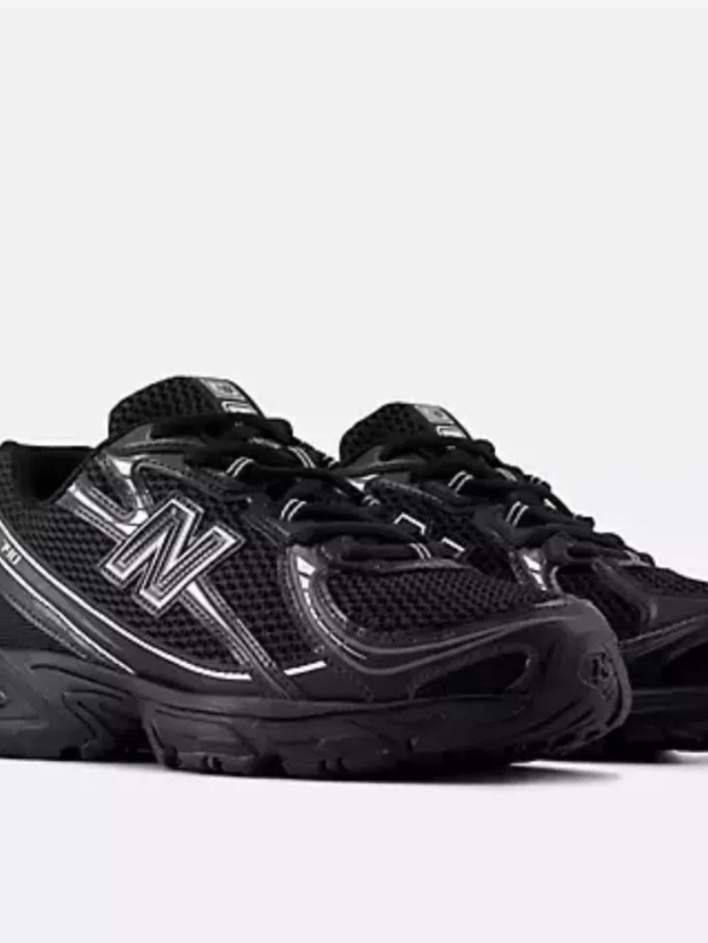 New Balance 740 Black Metallic — 36 / 37 / 38 / 39 / 40, Novo