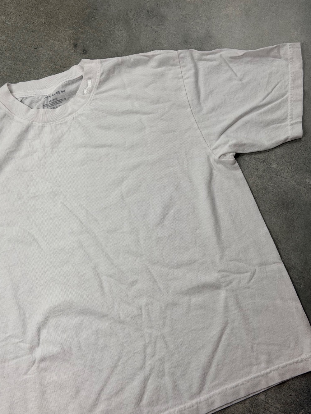 Camiseta SKYLRK Boxy T-shirt Paper UNIDADE